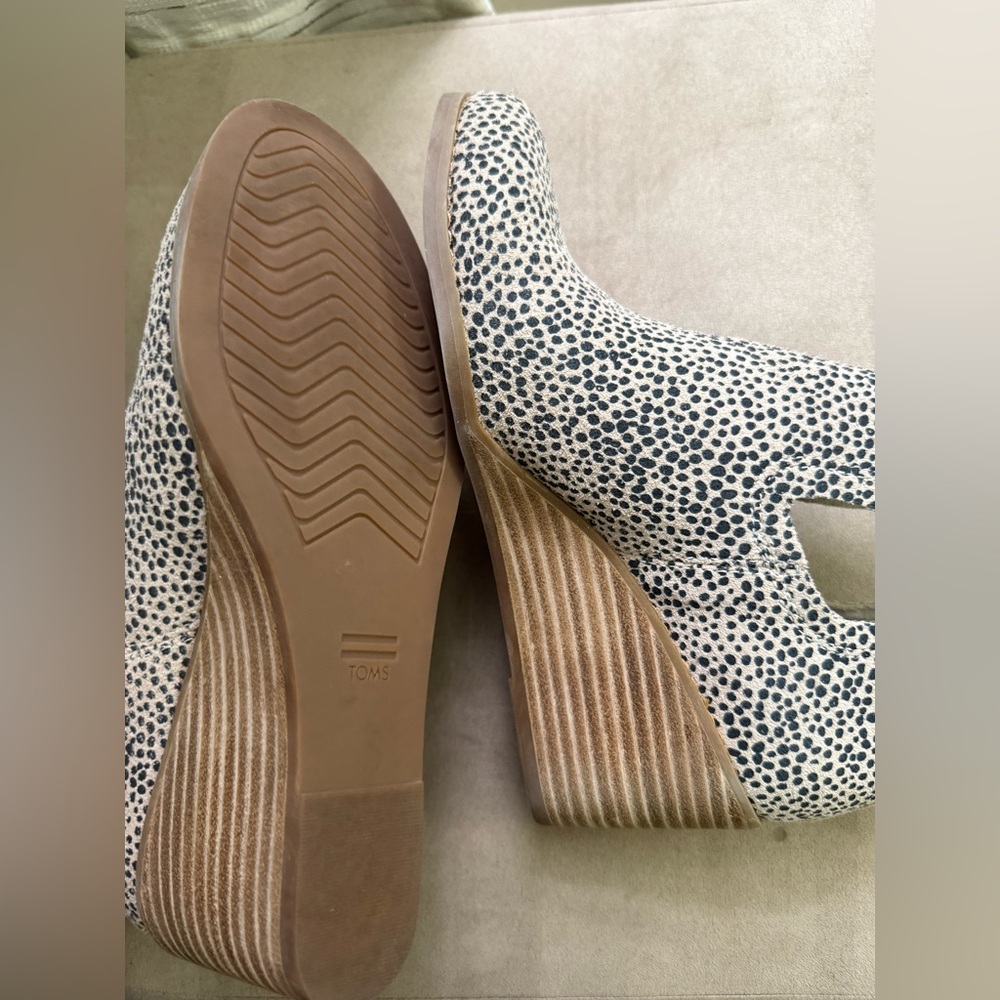 Women's Kallie Wedge Bootie in Macadamia
6.5 - Picture 4 of 9